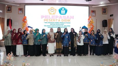 Ketua Perkumpulan Penyelenggaran (PP)- PAUD Barito Utara, Hadiri Pelepasan Peserta Didik PAUD Bunda Piara.
